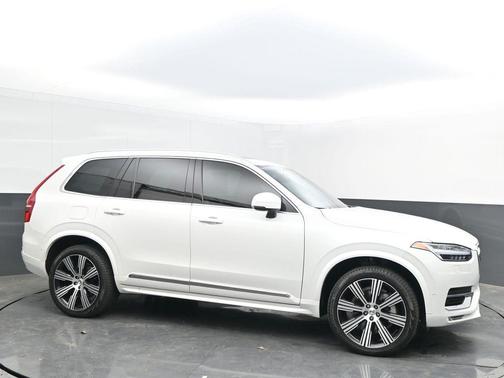 2024 Volvo XC90 B6 Plus Bright Theme 7-Seater
