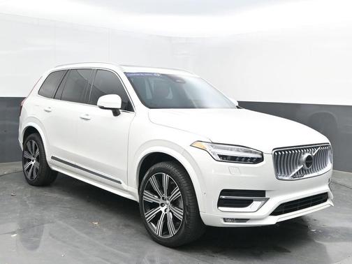2024 Volvo XC90 B6 Plus Bright Theme 7-Seater