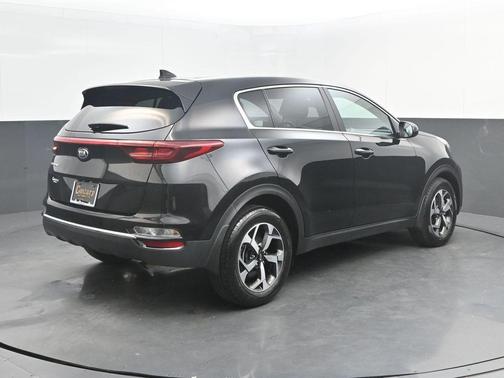Black Cherry Pearl 2021 Kia Sportage LX