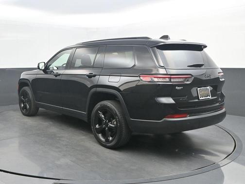 Diamond Black 2023 Jeep Grand Cherokee L Laredo