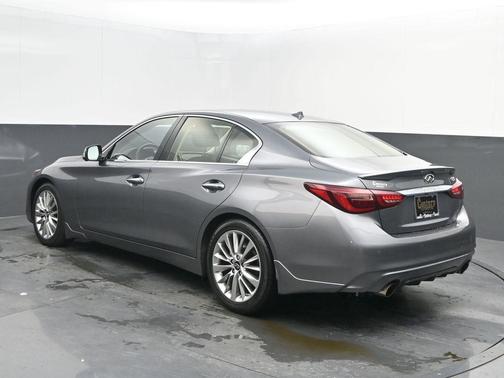2023 INFINITI Q50 LUXE