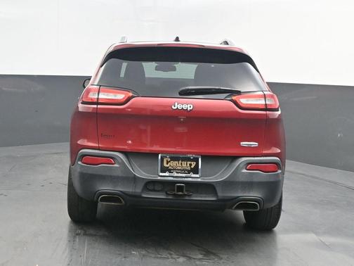 Deep Cherry Red Crystal Pearlcoat 2015 Jeep Cherokee Latitude