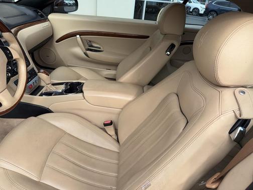 2011 Maserati GranTurismo Base