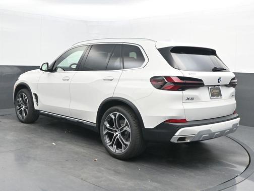 2026 BMW X5 sDrive40i