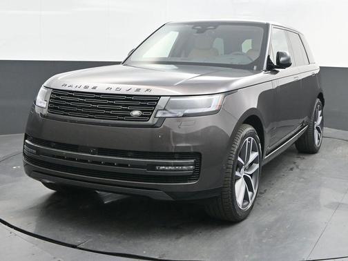 2025 Land Rover Range Rover P400 SE