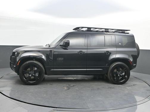 2023 Land Rover Defender 110 X-Dynamic SE