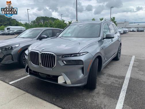 Skyscraper Gray Metallic 2024 BMW X7 xDrive40i