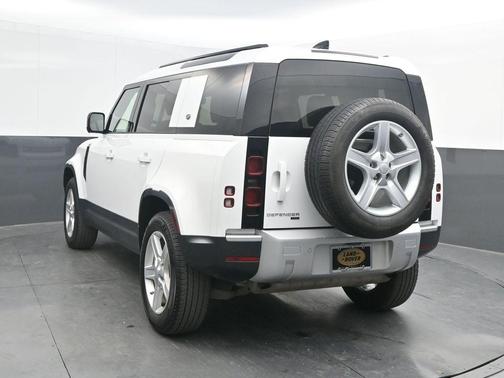 2021 Land Rover Defender 110 SE