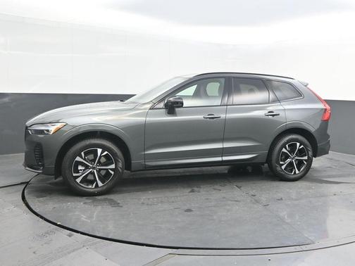 2026 Volvo XC60 B5 Core