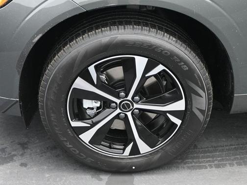 2026 Volvo XC60 B5 Core