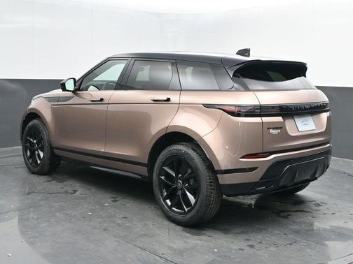 2026 Land Rover Range Rover Evoque Dynamic SE