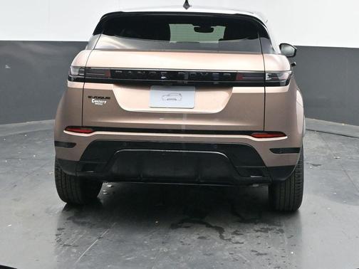 2026 Land Rover Range Rover Evoque Dynamic SE