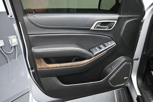 Quicksilver Metallic 2018 GMC Yukon XL Denali