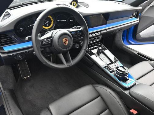 2022 Porsche 911 Carrera GTS