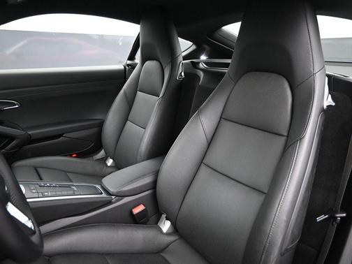 2018 Porsche 718 Cayman S