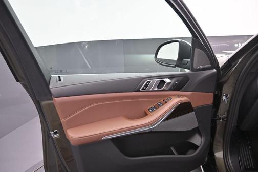 0C3D 2026 BMW X5 xDrive40i