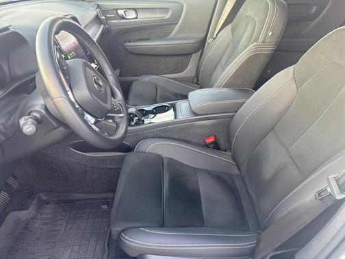 2023 Volvo XC40 Recharge Pure Electric Twin Ultimate