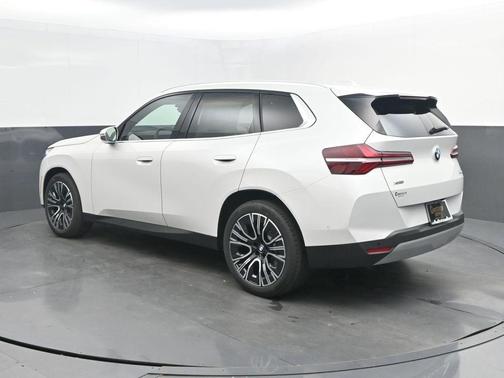 White Metallic 2026 BMW X3 30 xDrive
