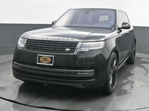 2023 Land Rover Range Rover P530 SE