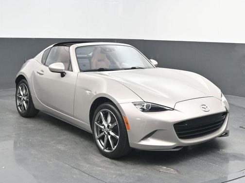 2022 Mazda MX-5 Miata RF Grand Touring