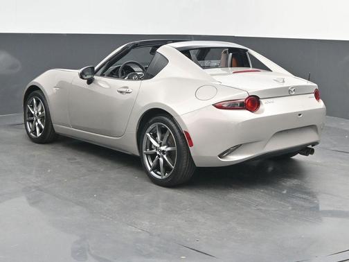 2022 Mazda MX-5 Miata RF Grand Touring