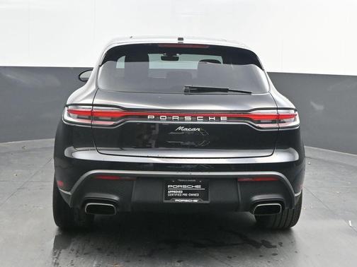 2023 Porsche Macan Base (PDK)