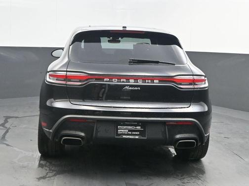 2023 Porsche Macan Base (PDK)