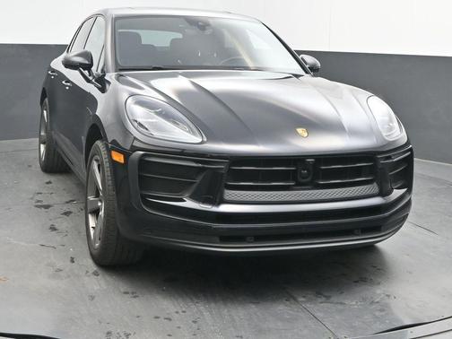 2023 Porsche Macan 