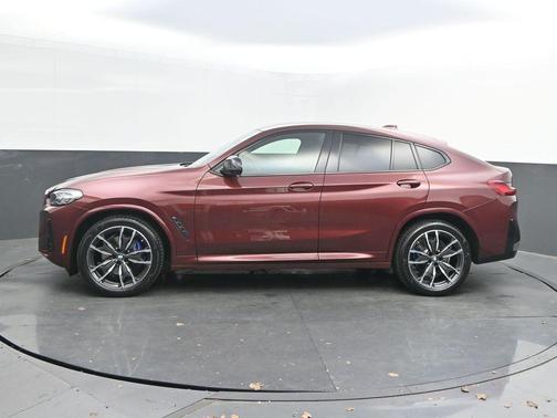 2022 BMW X4 M40i
