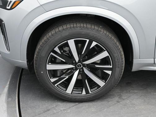 Gray Metallic 2026 Volvo XC90 B6 Core