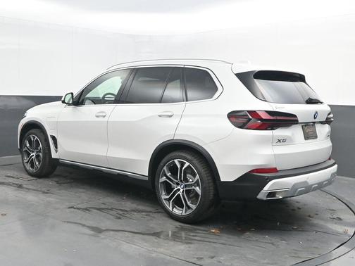 2026 BMW X5 PHEV xDrive50e