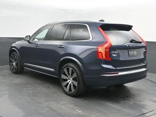 2024 Volvo XC90 B6 Plus Bright Theme 7-Seater