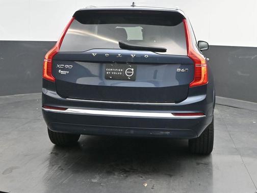 2024 Volvo XC90 B6 Plus Bright Theme 7-Seater