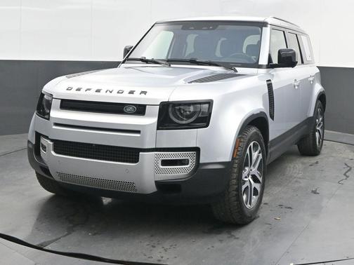 2022 Land Rover Defender 110 SE