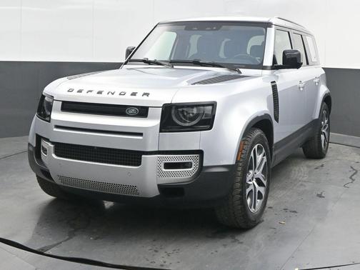 2022 Land Rover Defender 110 SE