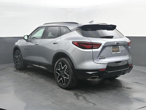 Sterling Gray Metallic 2024 Chevrolet Blazer RS