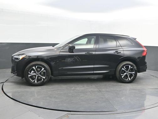 2026 Volvo XC60 B5 Core