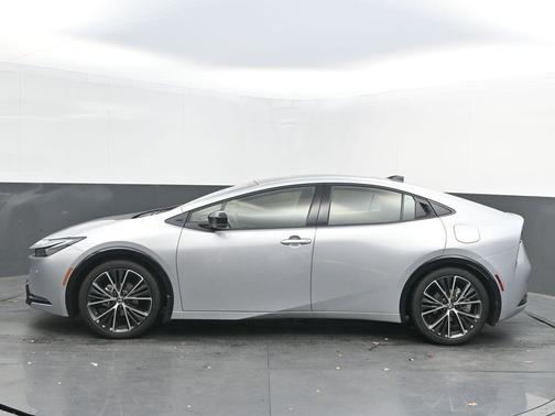 2025 Toyota Prius Limited