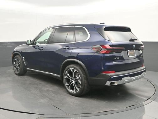 Blue 2026 BMW X5 xDrive40i