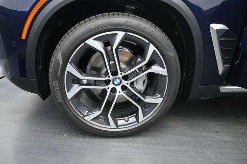 Blue 2026 BMW X5 xDrive40i