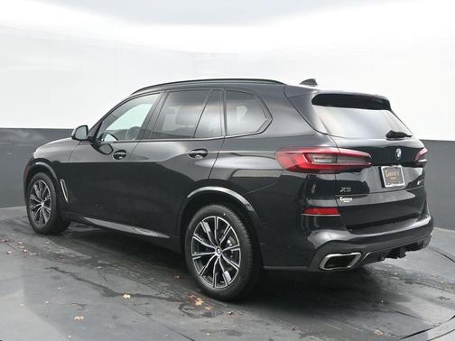 2020 BMW X5 M50i