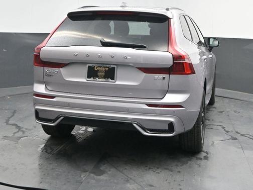 2026 Volvo XC60 B5 Core