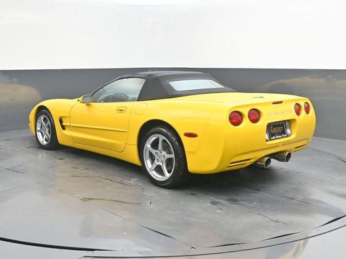 Millennium Yellow 2001 Chevrolet Corvette