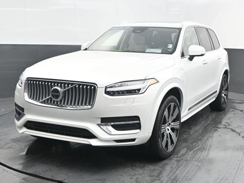 2024 Volvo XC90 Recharge Plug-In Hybrid T8 Ultimate Bright Theme 7-Seater