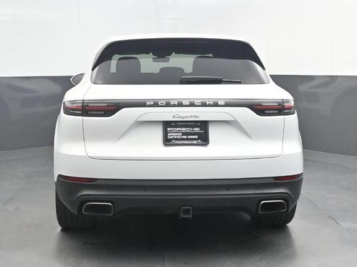 White 2020 Porsche Cayenne Base