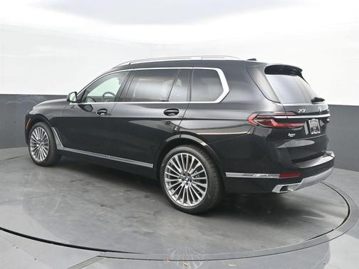 0475 2026 BMW X7 xDrive40i