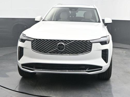 2026 Volvo XC90 B6 Ultra 7-Seater
