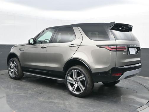 2025 Land Rover Discovery P360 Metropolitan Edition