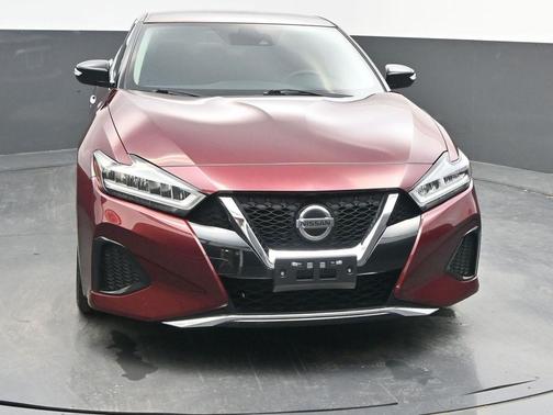 2021 Nissan Maxima SV