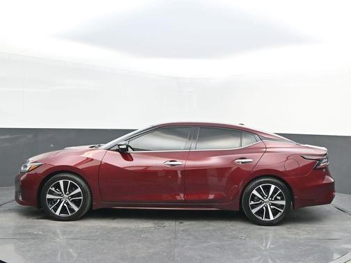 2021 Nissan Maxima SV